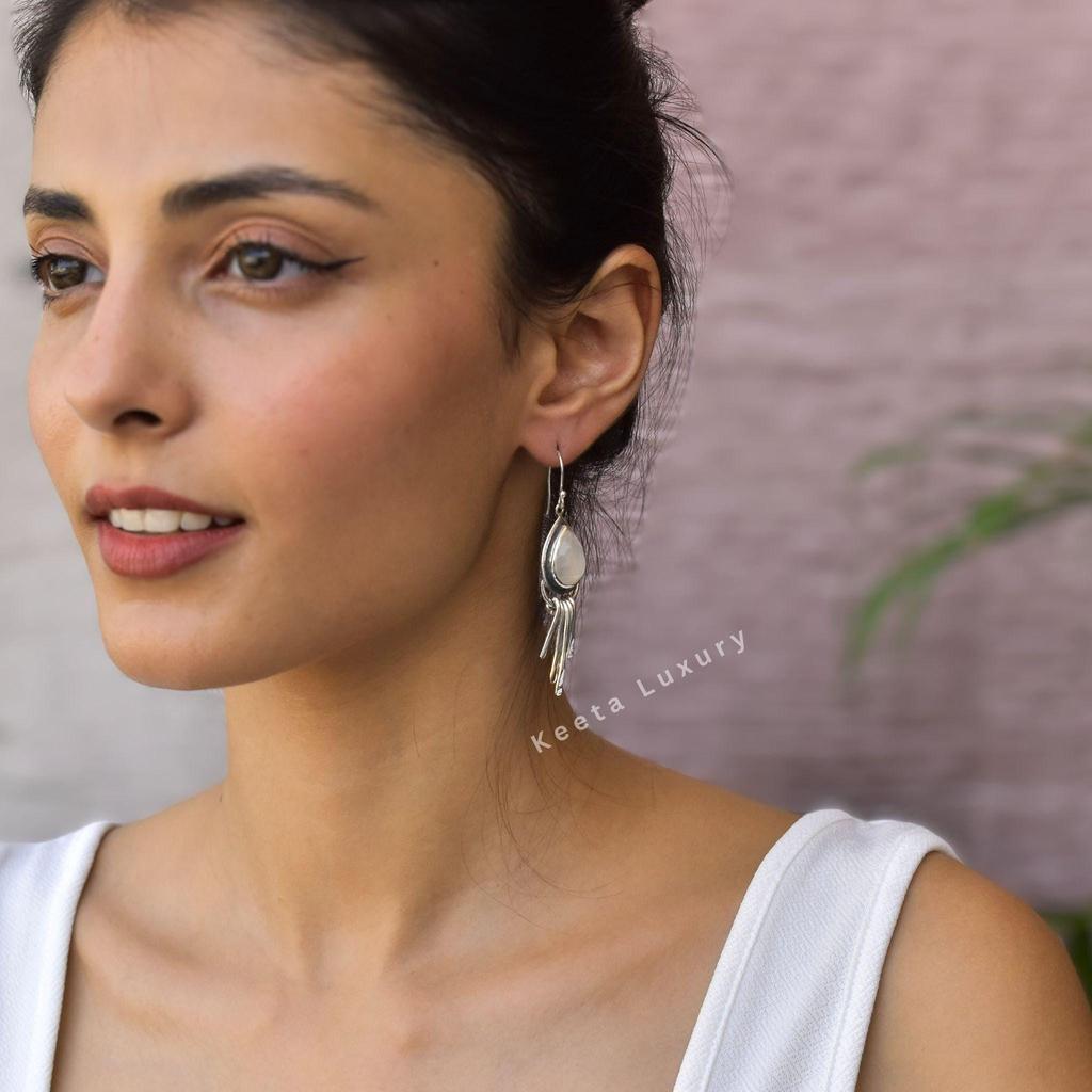 Natural Moonstone Earrings Sterling Silver Handmade Earrings Healing Crystal bohemian Earrings For Women Gemstone Earrings Unique Gifts