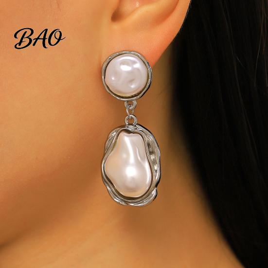Earrings 1 Pair Drop for Women, Irregular Baroque Imitation Pearl Design Date Night Stud Earrings, Double-Layered Pendant French Style Commuting