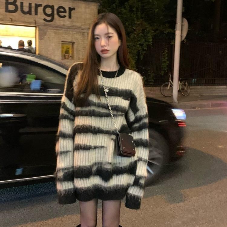 Y2K гранж черный полосатый свитер женский Harajuku корейский оверсайз зимний пуловер трикотажные изделия хиппи винтажный вязаный джемпер
