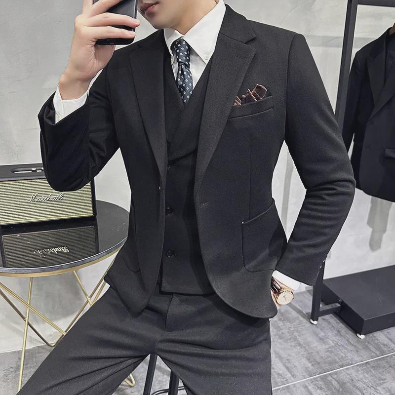 Men's Slim Fit Woolen Three-Piece Suit: One-Button, Autumn/Winter, Business/Wedding/Groomsmen.