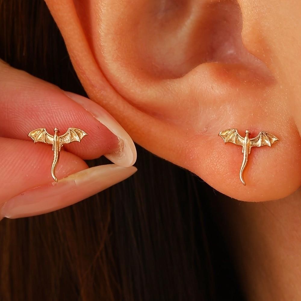 Personality Vintage Dragon Earrings Unique Flying Dragon Stud Earrings Metal Stud Earrings Daily