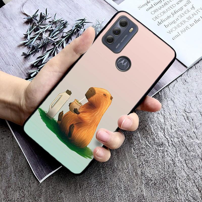 Cute Capybara Phone Case For Motorola Moto G85 G55 G05 G14 G75 G31 G50 G10 G20 G30 G60 G13 G32 G84 G54 G53 G72 G24 Power