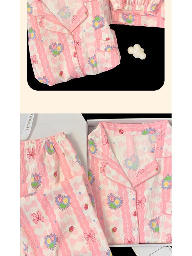 Pink Cloud Striped Long-Sleeve Pajamas: Cozy Cotton Set for Spring and Autumn.