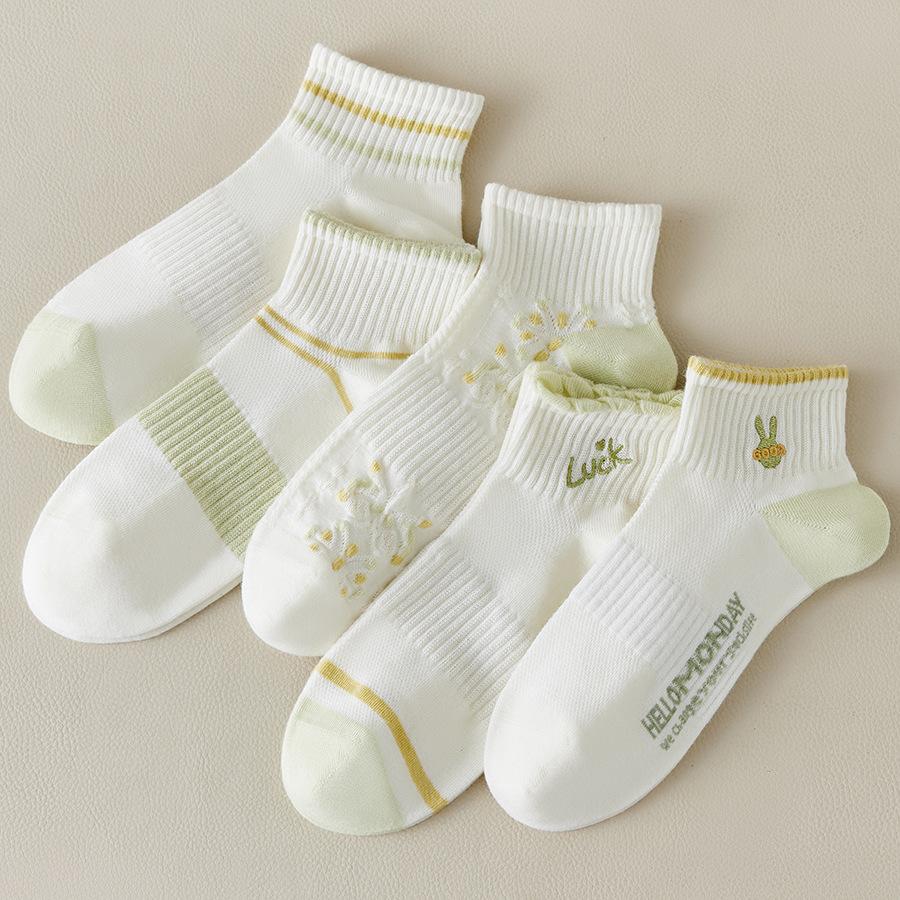 Милые женские носки длиной до щиколотки - 5 пар с цветочными и игривыми узорами