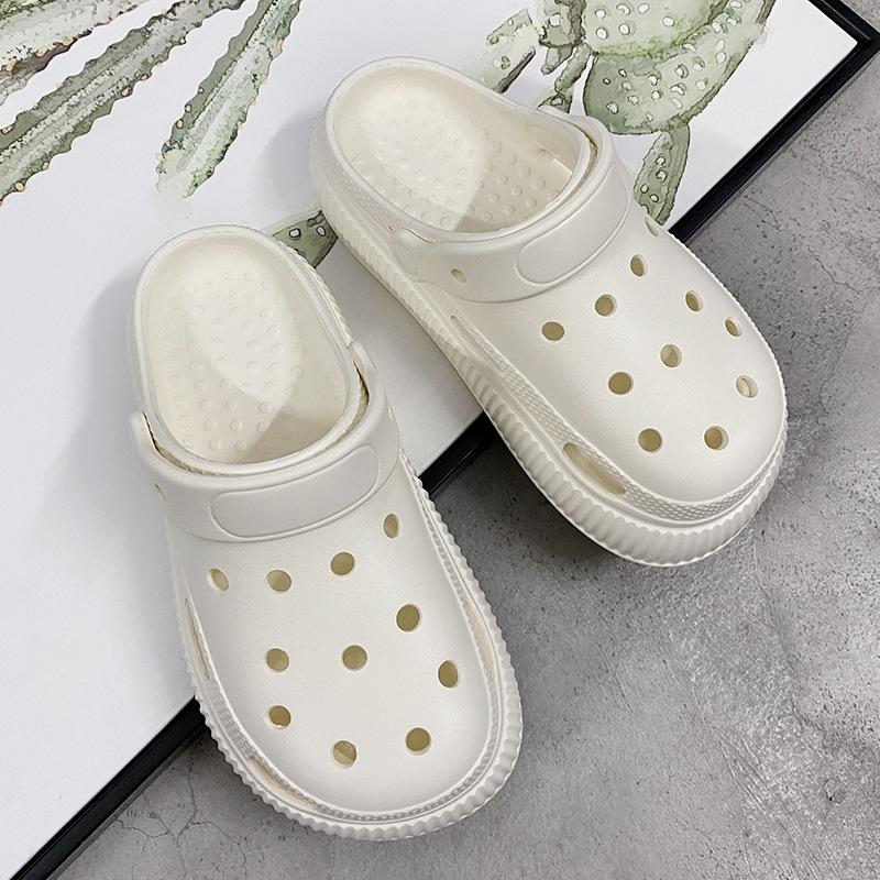 Туфли с дырочками женские летние новые милые сандалии на платформе нескользящие пляжные тапочки медсестры