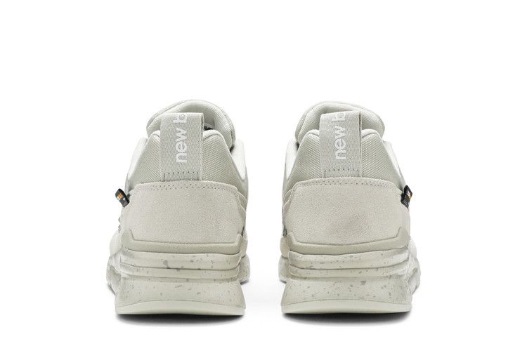 New Balance 997H Cordura 'Oyster'