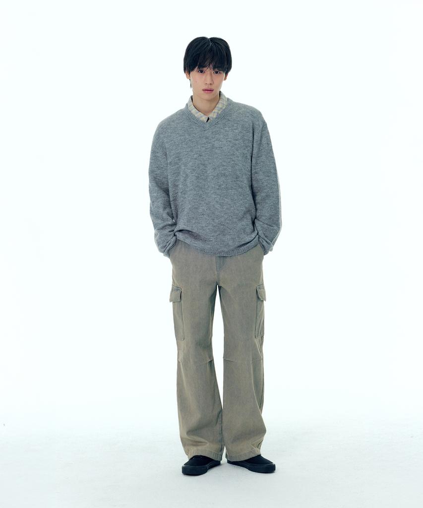 PLAC V-Neck Pullover Knit