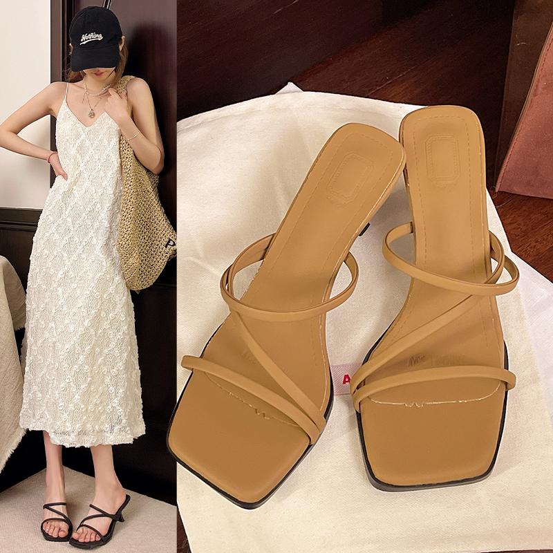 Fashion Slippers Women Summer Shoes Pantofle Heeled Mules Luxury Slides Low Square heel 2025 High Designer Block Fashion Fabric Rubber