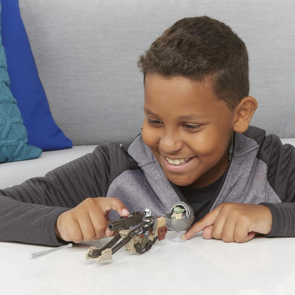 Star Wars Mission Fleet Minifigure Vehicle Pack Mandalorian with Speeder Bike STAR WARS 2020 MISSION FLEET Figure Vehicle Pack MANDALORIAN WITH