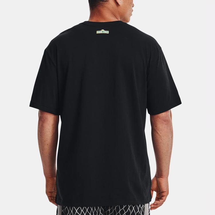 Under Armour Мужская футболка с коротким рукавом и круглым вырезом Collab «Улица Сезам» с принтом, черные 1366623-001