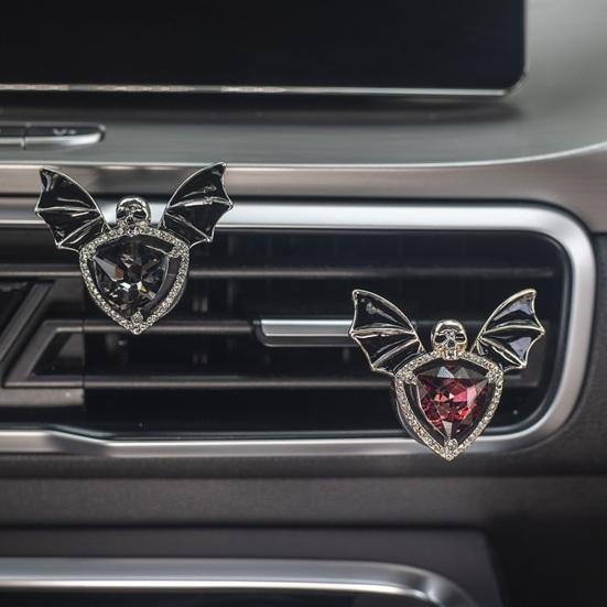 Автомобильный зажим для вентиляции в форме летучей мыши в форме черепа, декор со стразами, автомобильный освежитель воздуха, зажим для духов, ароматерапии