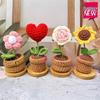 Мини-букет из пряжи, связанный крючком вручную: Горшечное растение Ромашка, Тюльпан, Подсолнух для Декора Стола