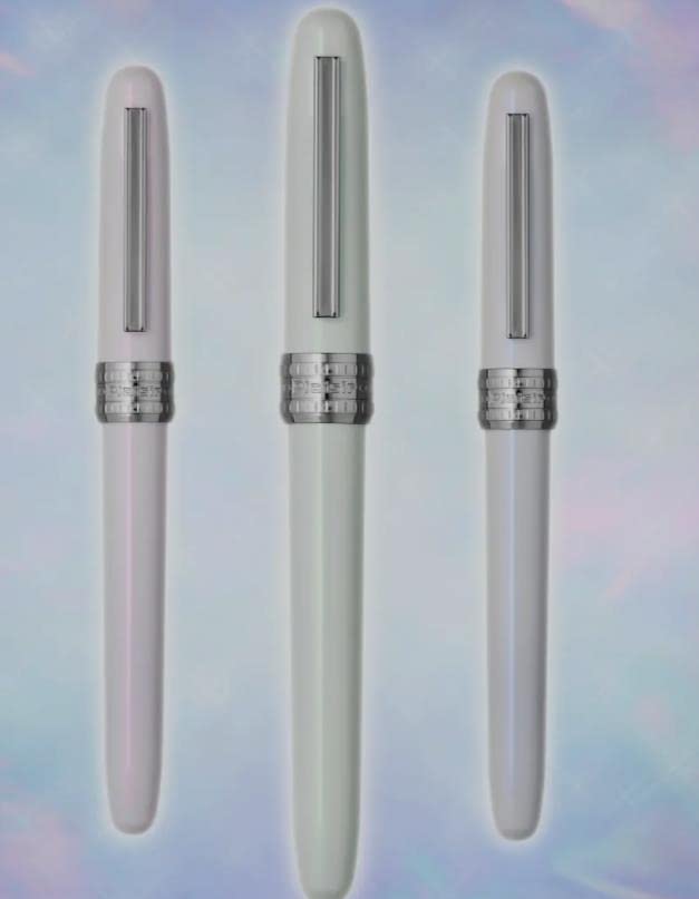 Платиновая перьевая ручка Plaisir 2022 Цвет Plaisir Aura Healing Green Ka M Medium PGB-3600-47-M