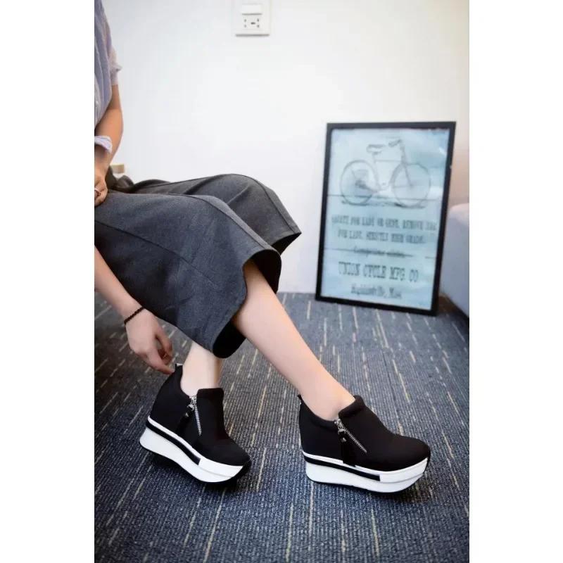 Мода 2024 Новые кроссовки на платформе Женская обувь Красная Повседневная обувь Удобные каблуки Черные парусиновые туфли Женские кроссовки на скрытой танкетке