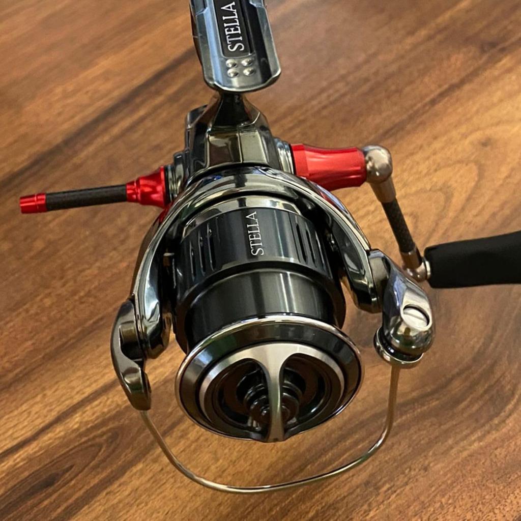 Подставка для катушек Gratica Carbon [HEDGEHOG STUDIO] (красный)