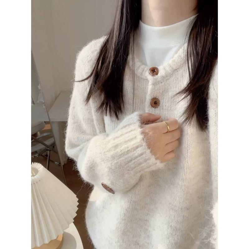 Half-open neck button sweater women's autumn and winter thickened warm large version meat cover long-sleeved age-reducing knitted bottoming top