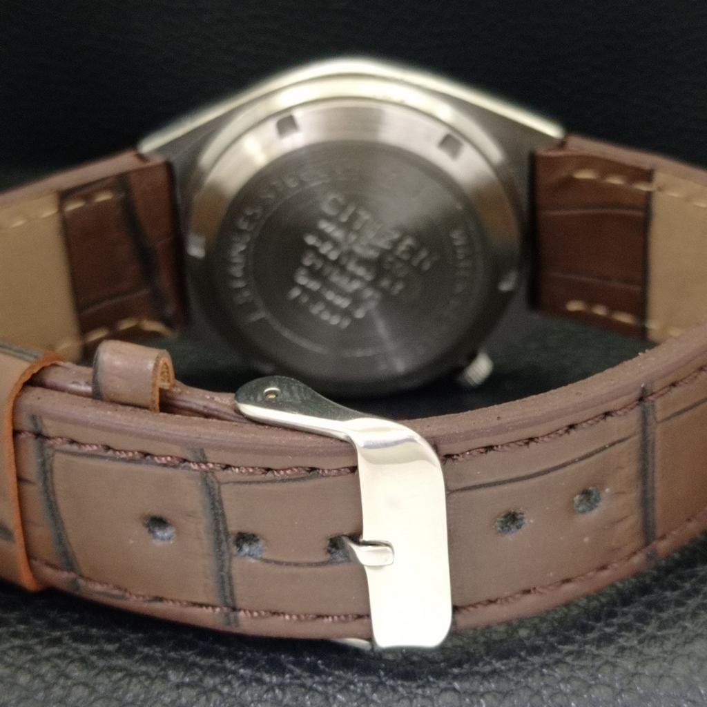 ЯПОНИЯ ВИНТАЖНЫЕ ЧАСЫ CITIZEN АВТОМАТИЧЕСКИЕ 8200 МУЖСКИЕ ЗОЛОТИСТЫЙ ЦИФЕРБЛАТ a702748-1 R210-a702748