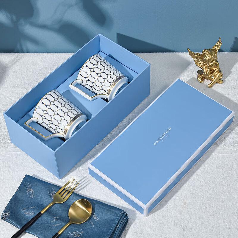 Wedgwood Подарочный набор из двух кружек «Полуночный синий» Золотого века