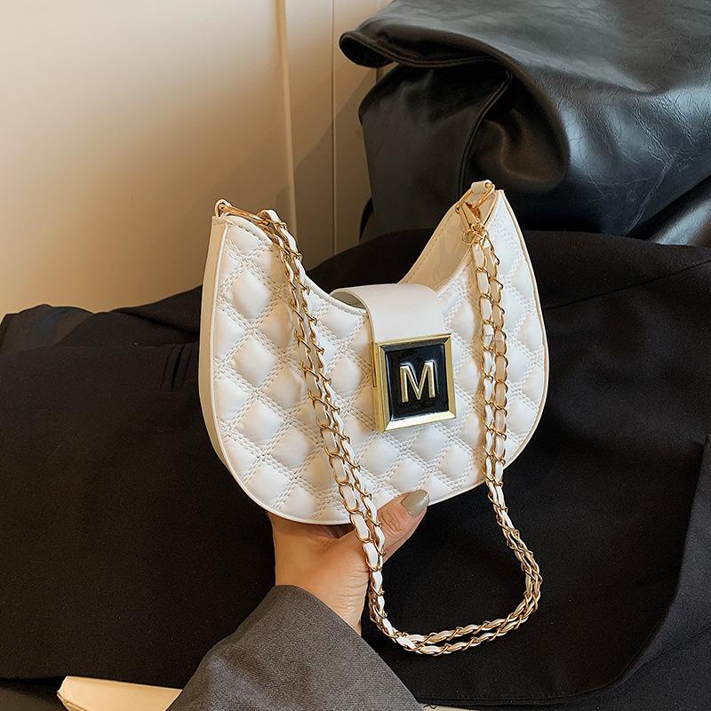 Красивая одноплечевая сумка для подмышек, модная женская сумка, новая модная нишевая текстура, цепочка через плечо, маленькая квадратная сумка