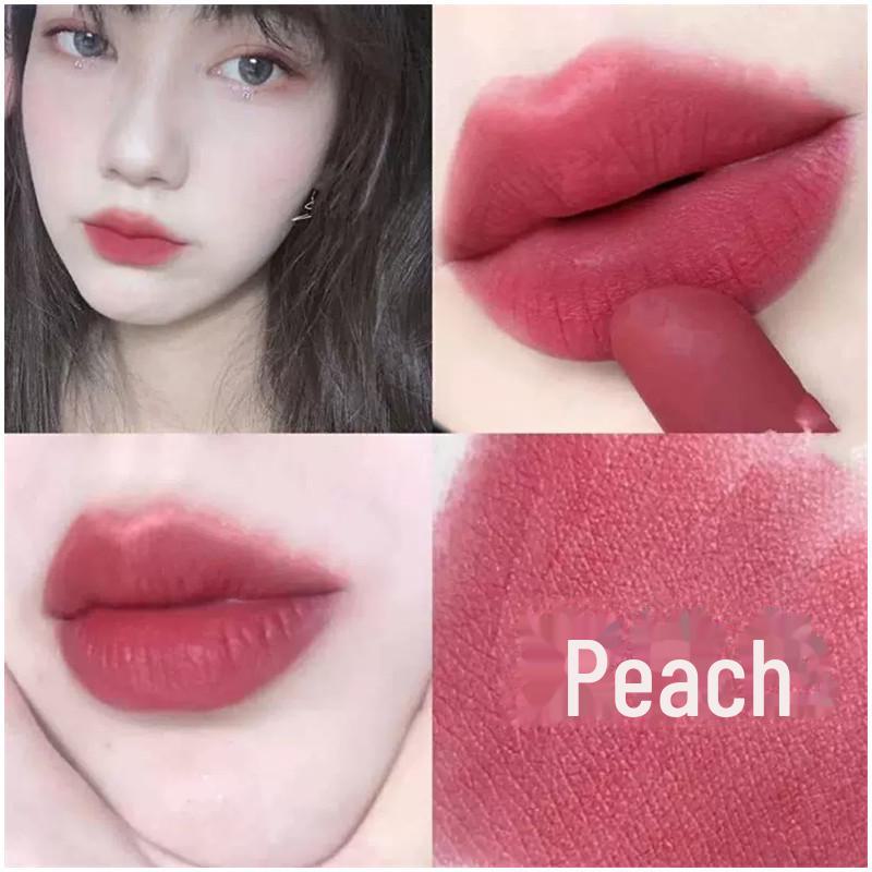 Набор помад Macarty Lavender to Rose: Оттенки фиолетового, красного и персиково-розового.