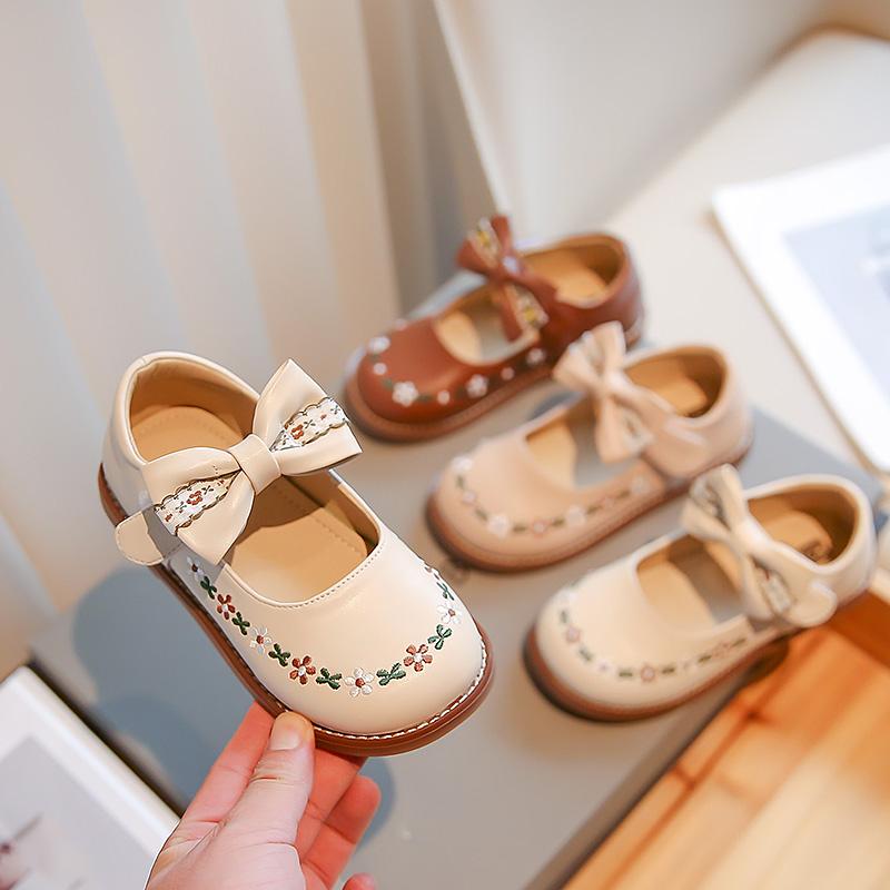 2024 Новые Простые Нескользящие Кожаные Туфли для Девочек Дропшиппинг Бант Круглый Носок Корейский Стиль Простые Детские Модные Повседневные Туфли На Плоской Подошве