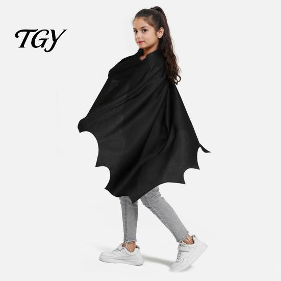 Durable Repeated Use Costume Halloween Bat Wing Cape, Adult Kids Hooded And Child Cosplay Cloak for Festive Party Outfit Adjustable Neck Strap Cape