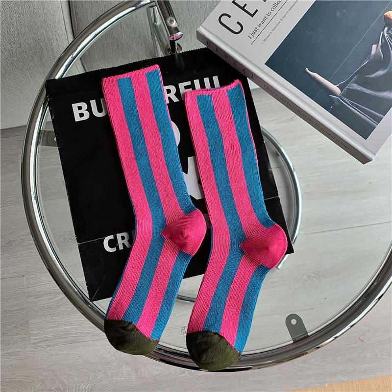 New European Trend Contrasting Color Vertical Stripe Medium Tube Socks Design Double Needle Double Way Cotton Socks