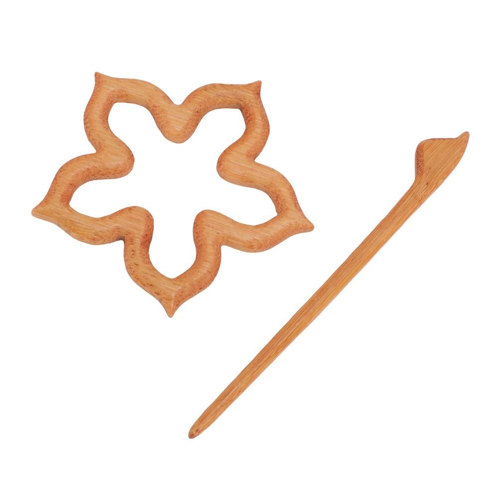 2pcs Vintage Style Wooden Flower Brooch Handmade Scarf Buckle Brooch Wooden Brooch Pins For Sweater