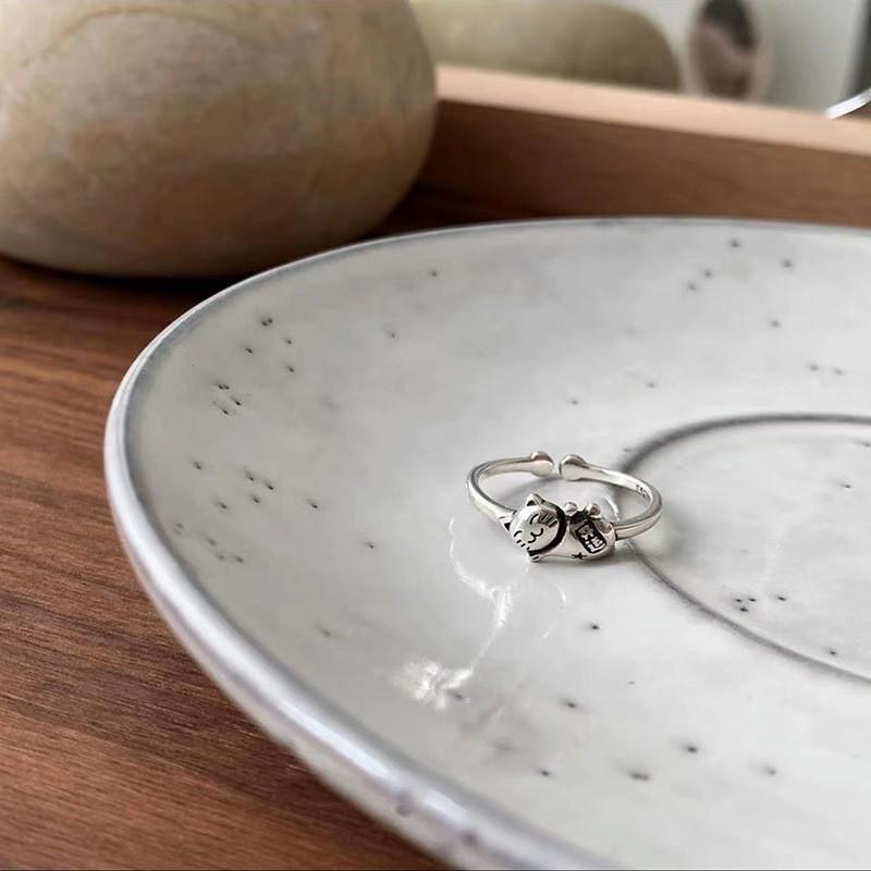 Sterling Chic 925 Silver Ring With Sparkly Zirconia Stones For Unique Womens Accessories