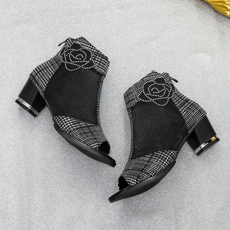 Модные популярные летние босоножки на толстом каблуке для женщин, новые дышащие туфли со стразами и сеткой для женщин, модные туфли с острым носком на высоком каблуке