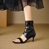 Модное дизайнерское чувство полые с открытым носком крутые ботинки женские 2025 лето на высоком каблуке эластичные короткие ботинки на тонком каблуке сандалии на одной перемычке