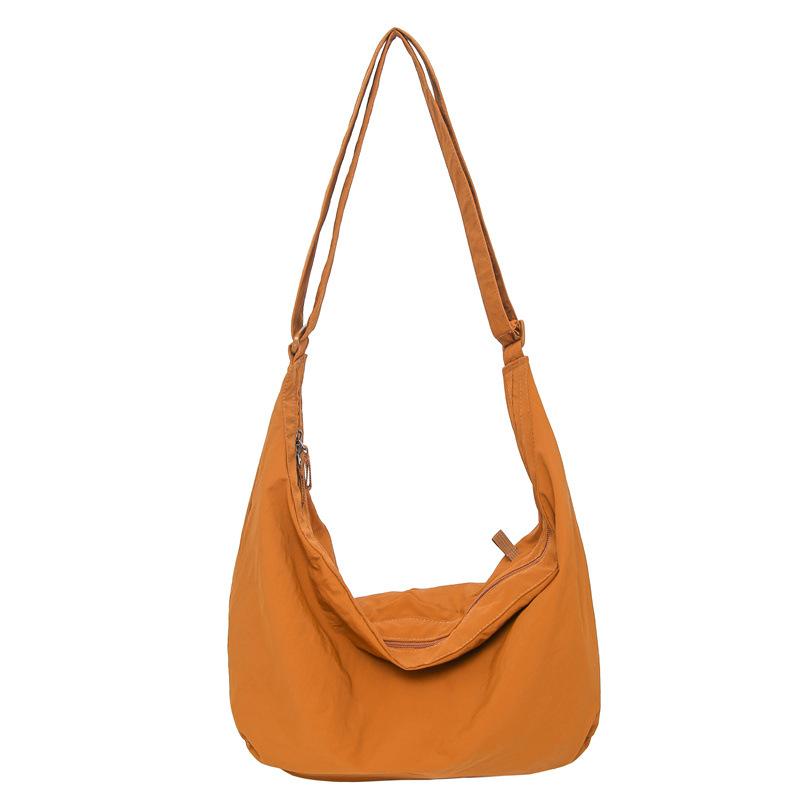 New Product Simple Solid Color Nylon Cloth Dumpling Bag Large Capacity Light Leisure Versatile Commuter Travel Messenger Bag