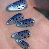 24 шт. Миндалевидные накладные ногти средней длины 'Кошачий глаз' темно-синего цвета с дизайном рыбок, накладные ногти-пресс-он, искусство, съемные типсы для ногтей с полным покрытием