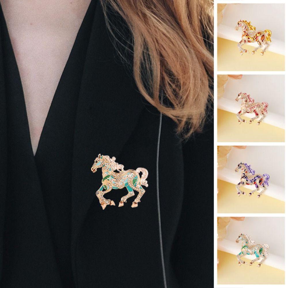 Metal Enamel Horse Brooch Pin Sparkling Mascot Horse Lapel Pin Zodiac Horse Brooch New Year Gifts