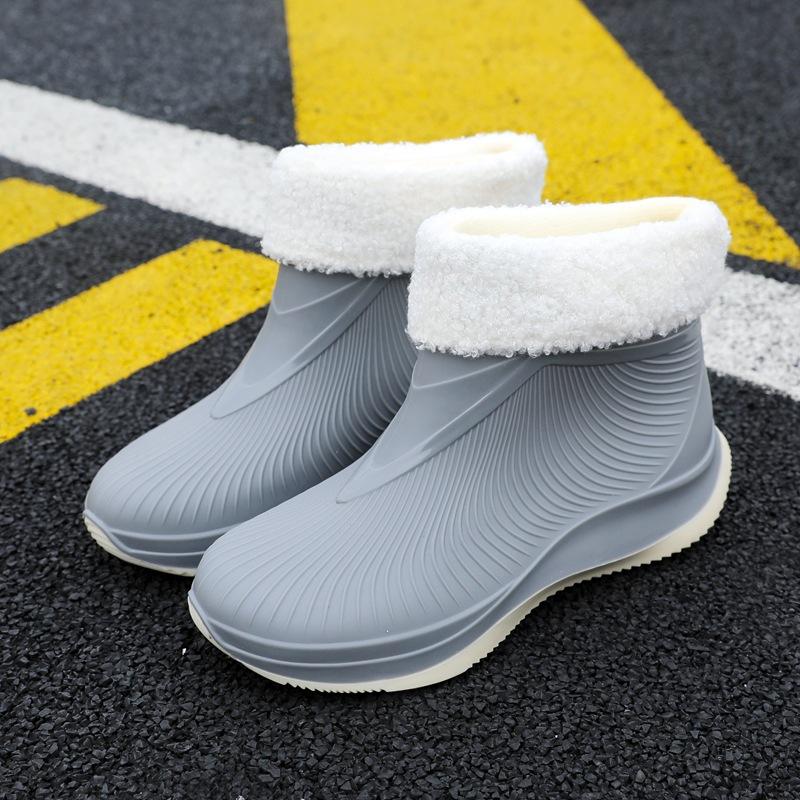 New rain shoes women's non-slip short tube waterproof shoes fashionable adult outdoor kitchen work shoes short rubber shoes