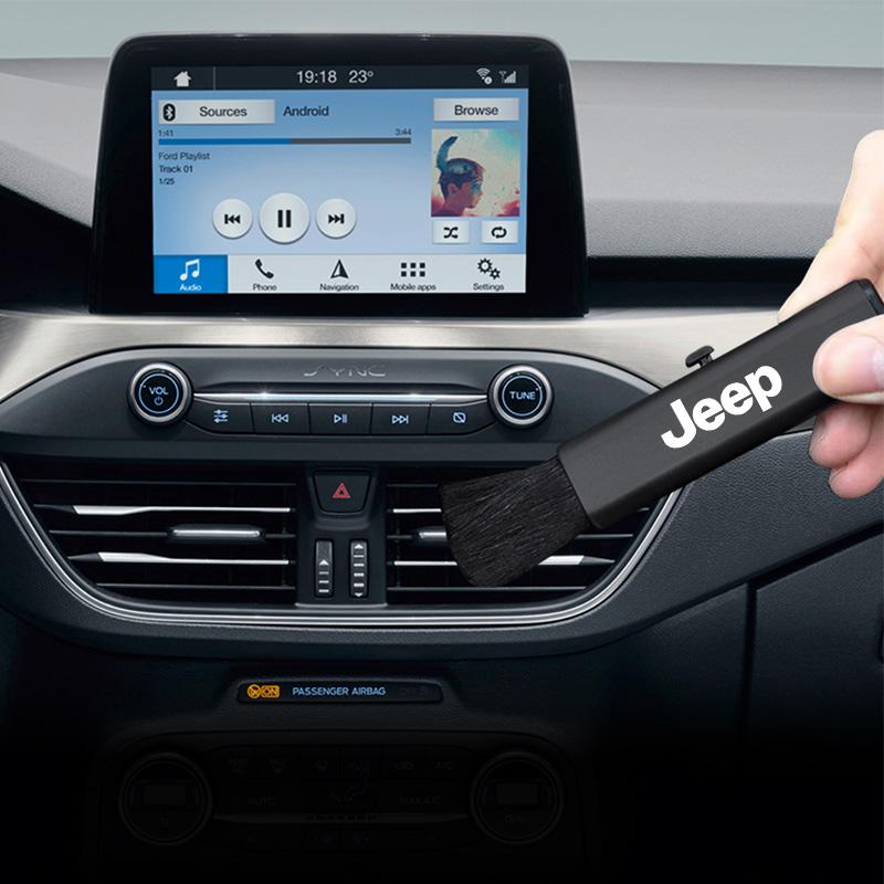 For Jeep 1Pcs Car Interior Cleaning Brush Air Vent Dust Removal Tools For Jeep Grand Cherokee Wrangler JK Gladiator Compass R