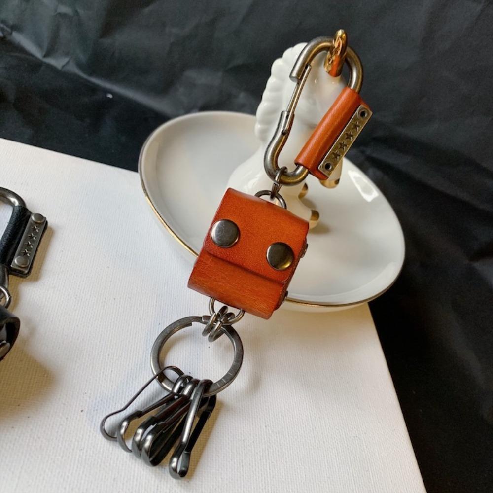 Zinc Zinc Alloy Dice Key Chain Leather Cool Cowhide Key Chain Dice Model Keychain Female Lady Girl