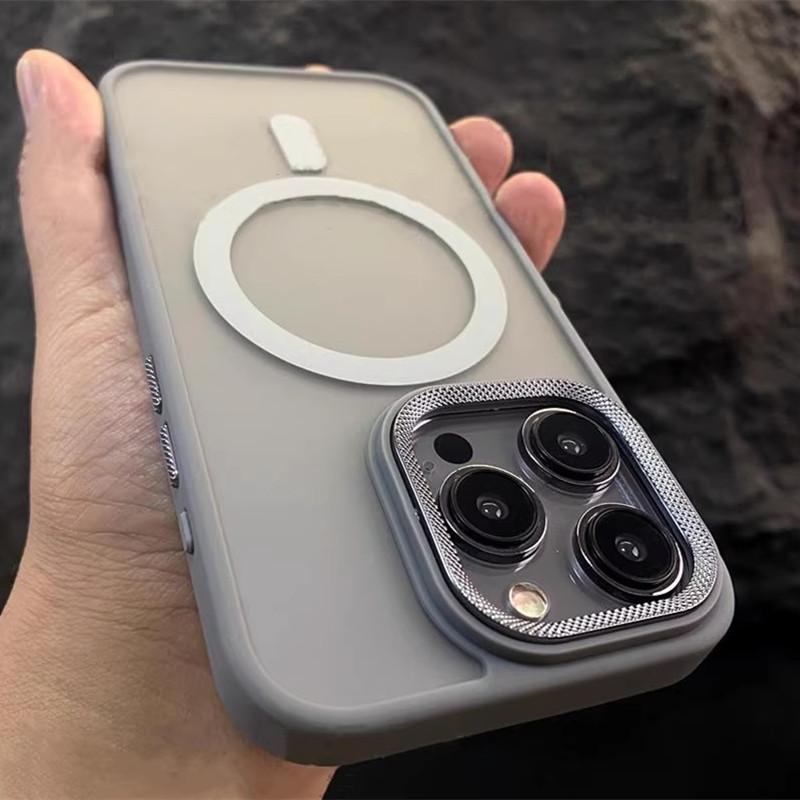 Подходит для iPhone17 Чувствительный к коже Магнитный чехол для мобильного телефона Металлический узор Объектив Apple 16 ProMax Противоударный 15 Защитный чехол