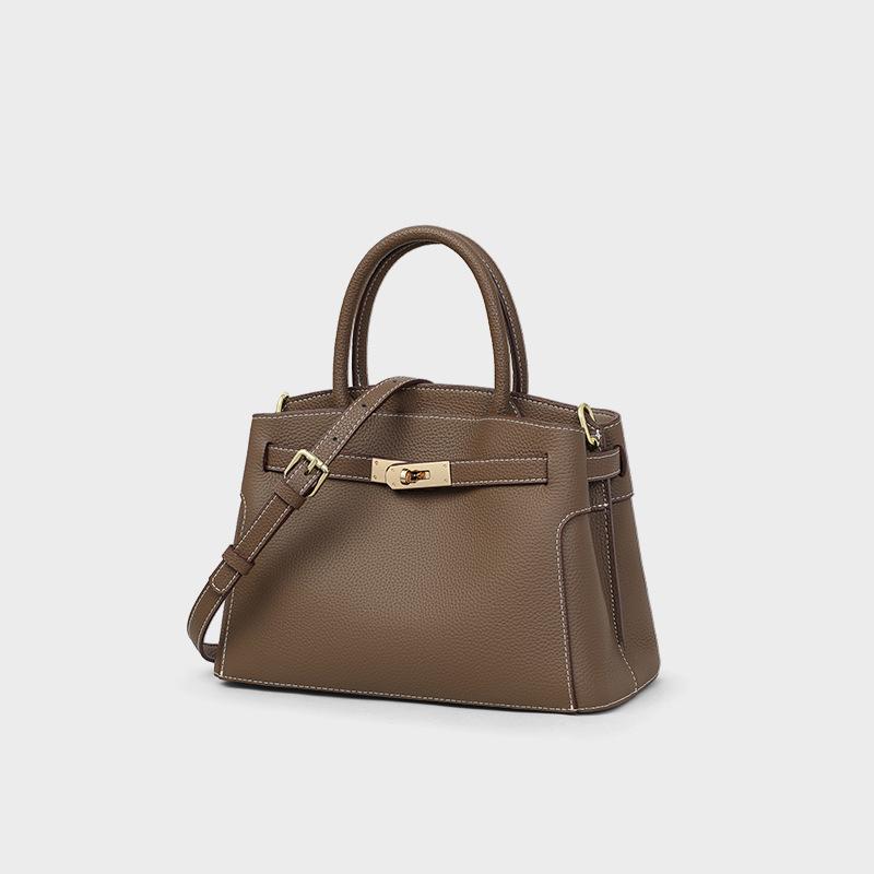 Сумка Весна/лето Сумка через плечо Высококачественная текстура Нишевая легкая роскошная универсальная сумка на одно плечо Маленькая женская сумка крайней плоти