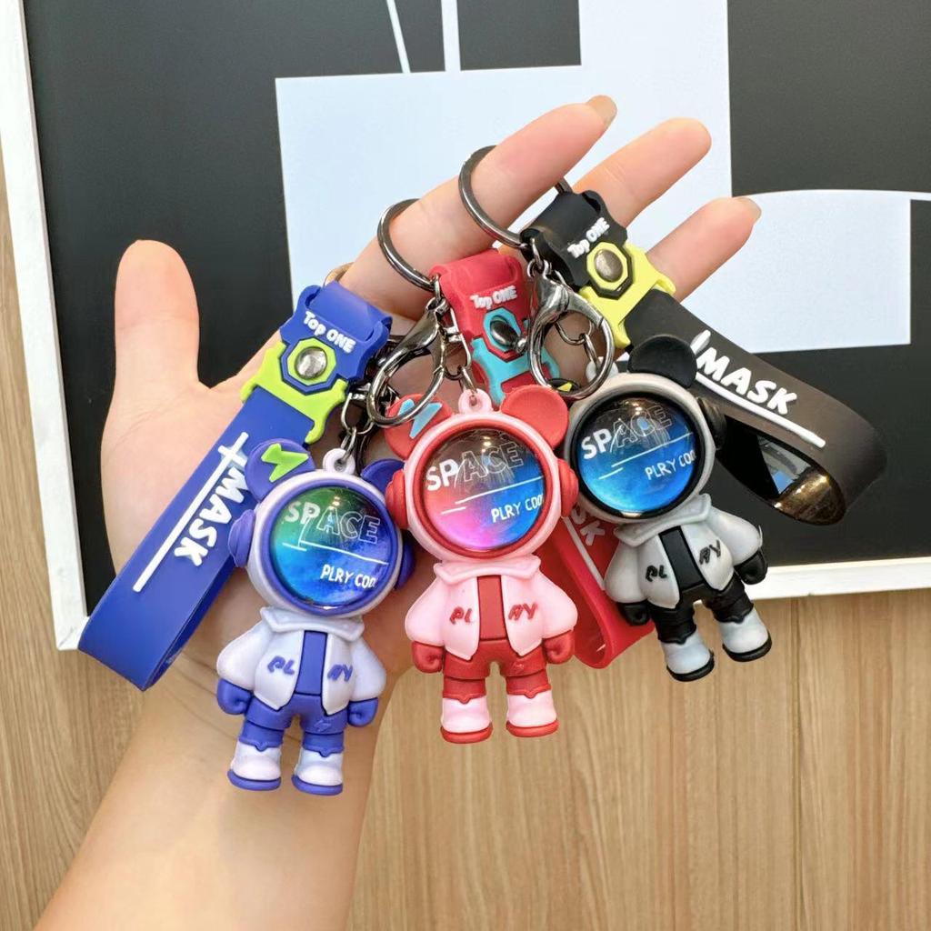 Брелок с изображением медведя-космонавта: Милый автомобильный аксессуар и подвеска для школьного ранца