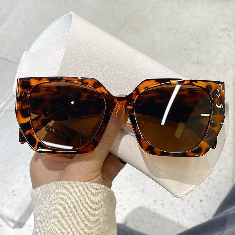 Shades for Men Women Fashion Irregular Oversized UV400 Women Gradient Polygon Sunglasses Big Frame Modern Vintage Eyewear