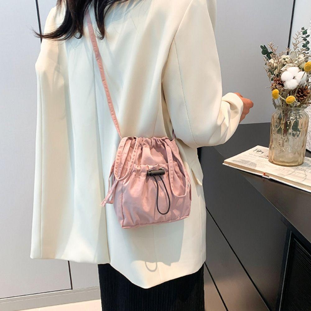 Crossbody Bag Nylon Shoulder Bag Purse Mobile Phone Bag Casual Drawstring Canvas Bag Travel