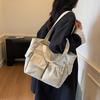 Ретро сумка большой вместимости модная повседневная текстура персонализированная сумка через плечо осень и зима новая 2025 женская сумка-тоут