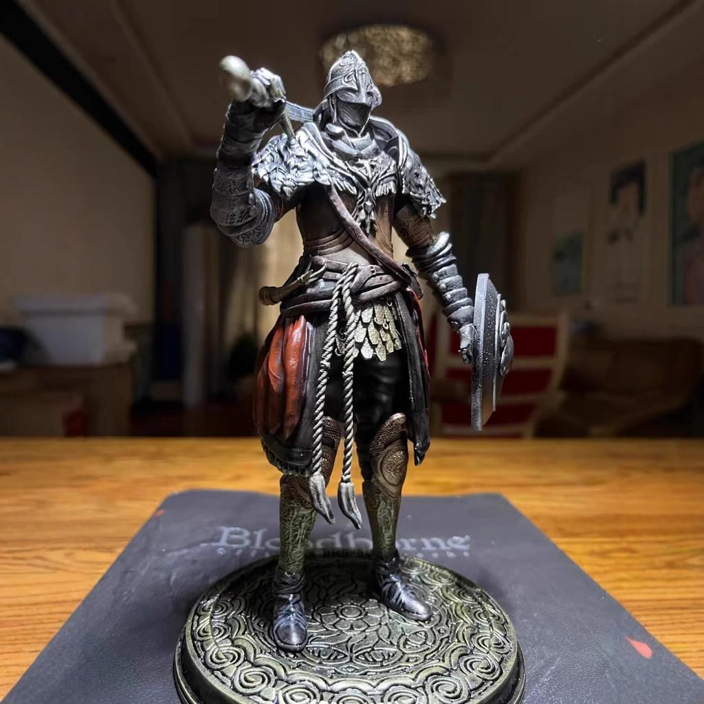 Vargram The Bloody Wolf PVC Action Model Doll Toys 20CM