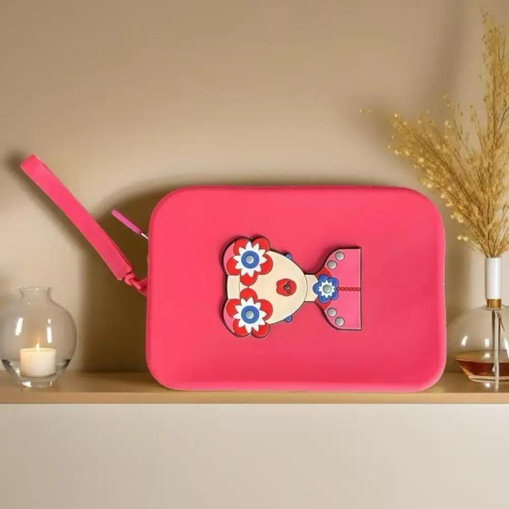 Модная водонепроницаемая силиконовая сумка для хранения Многоцелевая портативная подвесная сумка для телефона Мультяшная косметичка