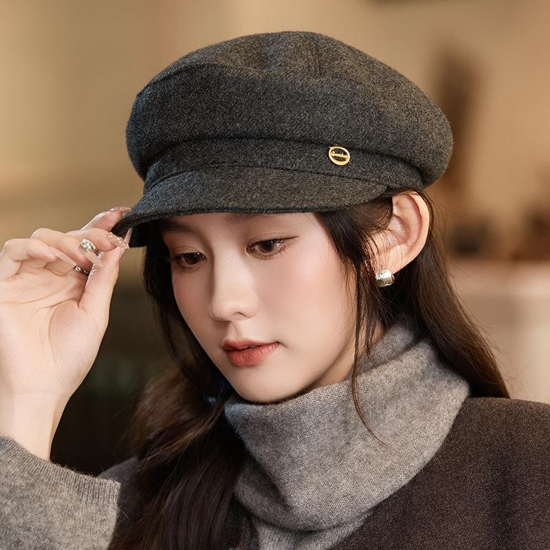 Female autumn and winter versatile British style fashion dome military hat outdoor windproof octagonal hat warm face small painter hat tide