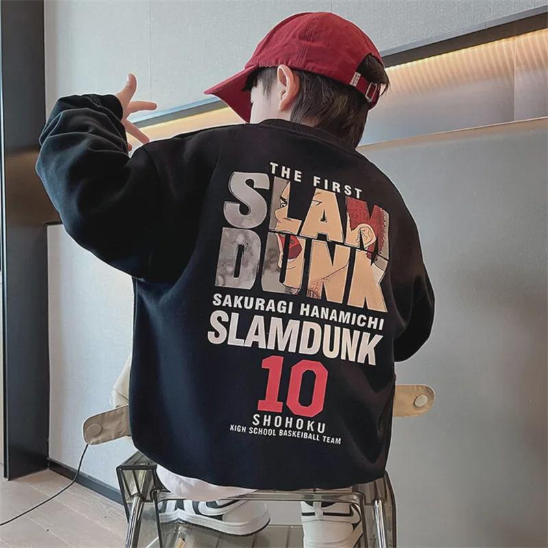 Стильная толстовка для мальчиков на осень 2023 года: Новые уличные топы для детей