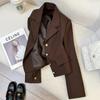 Женский короткий блейзер красно-коричневого цвета: Осень 2025 Ретро Британский Стиль Куртка для Поездок