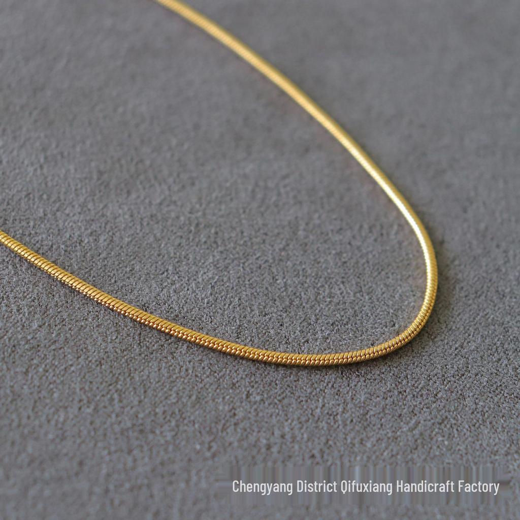 Exquisite Minimalist Snake Bone Chain: 18K Gold-Plated Mini Necklace with Sparkling Gold Thread