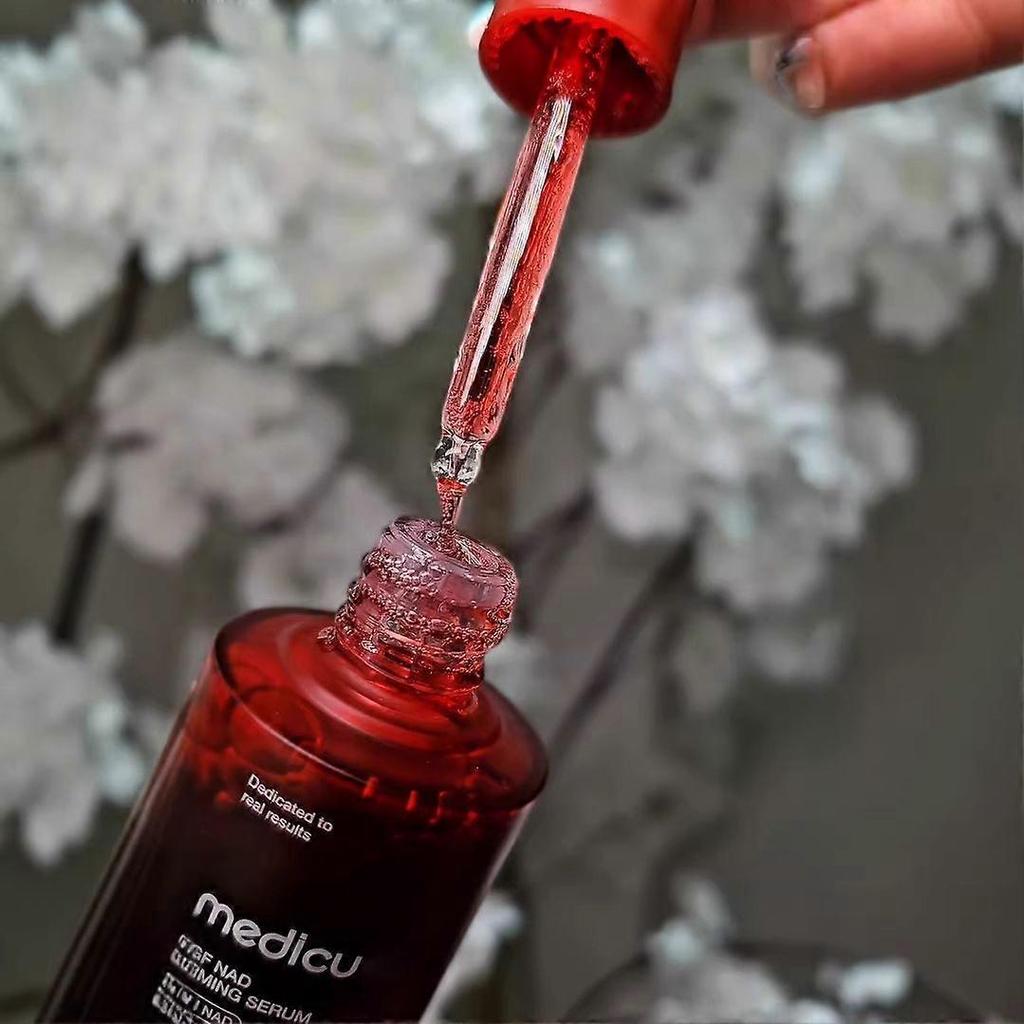 Medicu Сыворотка с NAD+EGF для упругости с экстрактом коллагена Наборы для антивозрастного ухода за кожей 30 мл - Красный
